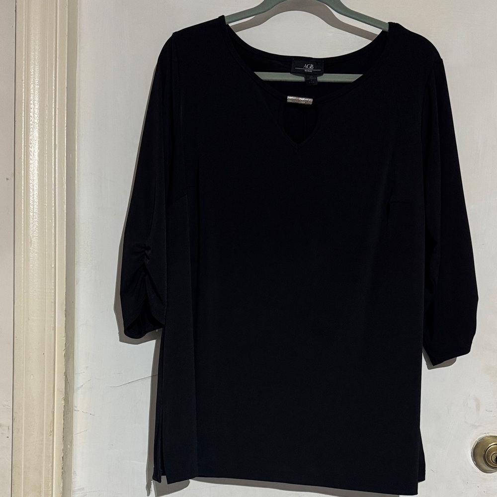 AGB Black Women's tunic Blouse decorative neck accent size 2x 3/4 sleeve